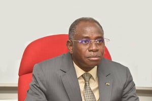 Clément Sawadogo, 60 ans, est ministre de l’Administration territoriale et de la Décentralisation. © DCPM/MATD