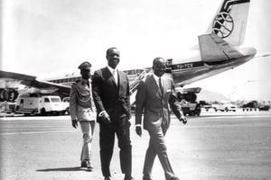 François Tombalbaye, président du Tchad, et Léopold Séder Senghor, président du Sénégal. © DR