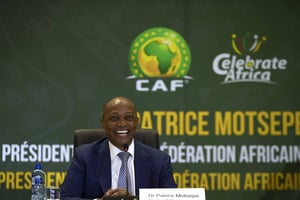 Le nouveau président de la CAF, le Sud-Africain Patrice Motsepe, le 16 mars 2021 à Johannesburg. © Themba Hadebe/AP/SIPA