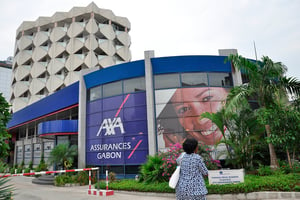 Le siège des assurances AXA au Gabon. © Tiphaine Saint-Criq pour JA