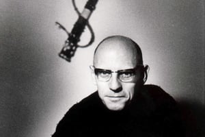 Le philosophe et essayiste Michel Foucault. © OZKOK/Archives SIPA