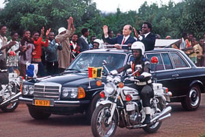 François Mitterrand et Juvenal Habyarimana à Kigali, en décembre 1984 © GEORGES GOBET / AFP