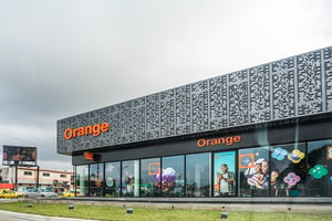 Boutique Orange à Abidjan, en juillet 2018. © Issam Zejly pour JA