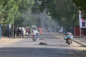 Ue manifestation violemment réprimée à N’Djamena, le 27 avril 2021, quelques jours après la mort du président Idriss Déby Itno. © ISSOUF SANOGO/AFP