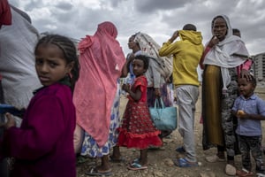 Dans un centre d’accueil pour personnes déplacées à Mekele, dans la région du Tigré, au nord de l’Éthiopie, le 9 mai 2021. © Ben Curtis/AP/SIPA