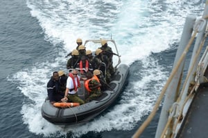 Lors d’un exercice anti-piraterie entre les marines françaises et togolaises, en mai 2017. © DR / Marine nationale