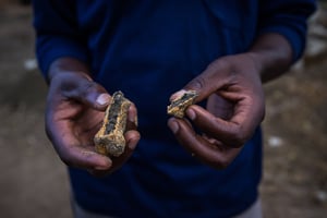 Cobalt extrait de la mine de Ndari, dans le Haut-Katanga, en RD Congo. © Lena Mucha/REDUX-REA