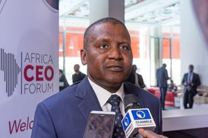 Aliko Dangote, PDG du groupe Dangote, lors du Africa CEO Forum, à Abidjan en mars 2016. © Eric Larrayadieu/Africa CEO Forum/JA