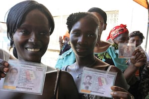 Des votantes lors de l’élection présidentielle de 2020, à Conakry. © REUTERS/Emmanuel Braun