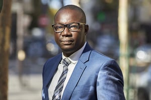 Gerry Taama, opposant Togolais, à Paris, en octobre 2021. © Bruno Levy pour JA