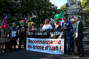 Manifestation commémorant le massacre de Sétif, à Paris, le 8 mai 2018. © Sadak Souici/Le Pictorium/MAXPPP