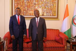 Pascal AFFI N’Guessan avec le président Alassane Ouattara le 28 octobre 2021. © Présidence