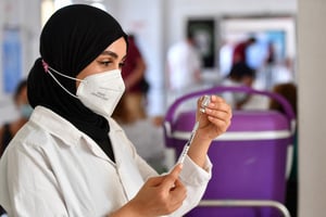 À ce jour, plus de 5 millions de Tunisiens ont un schéma vaccinal complet. © FETHI BELAID/AFP