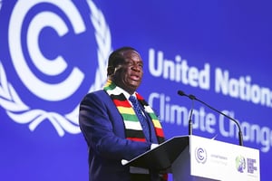 Emmerson Mnangagwa, le président zimbabwéen, à la COP26, à Glasgow, le 2 novembre 2021. © Adrian Dennis/AP/SIPA