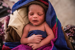 Nouveau-né à l’hôpital universitaire de Juba, Soudan du Sud. © STEFANIE GLINSKI/AFP