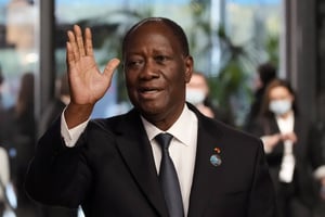 Alassane Ouattara au Forum sur la paix organisé à Paris, le 11 novembre 2021. © Christophe Ena/AP/SIPA