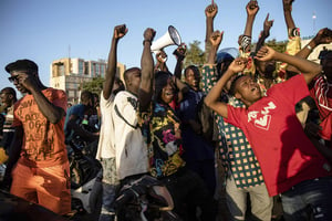 Manifestation de soutien au coup d’État, place de la Nation à Ouagadougou, le 24 janvier 2022 © Sophie Garcia/AP/SIPA