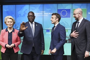 Ursula von der Leyen, Macky Sall, Emmanuel Macron et Charles Michel, le 18 février 2022 à Bruxelles lors du sommet UE-UA. © John Thys/AP/SIPA
