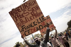 Manifestation de protestation contre les sanctions à Bamako, le 14 janvier 2022 © FLORENT VERGNES/AFP