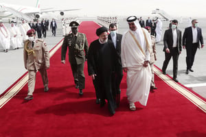 L’émir du Qatar accueille le président iranien Ebrahim Raisi à Doha, le 21 février 2022. © Iranian Presidency/ZUMA Press/ZUMA/REA