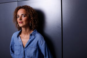 Leïla Slimani en septembre 2020, à Paris © Sebastien CALVET/REA