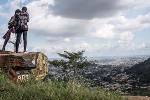 Les hauteurs de Yaoundé, en 2018. © MARCO  LONGARI / AFP.