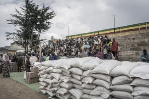 Distribution de sacs de blé du PAM à Debark, à 90 km de la ville de Gondar, en Éthiopie. © AMANUEL SILESHI/AFP