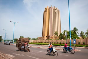 Le siège de la Banque centrale des États d’Afrique de l’Ouest (BCEAO) à Bamako, en juin 2019. © Vincent Fournier/JA