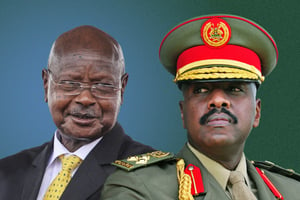 Le président ougandais Yoweri Museveni (à g.) et son fils, le général Muhoozi Kainerugaba, commandant en chef de l’armée de terre. MONTAGE JA © Badru KATUMBA / AFP – PETER BUSOMOKE / AFP