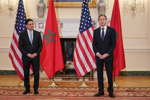 Le secrétaire d’État Antony Blinken (à dr.) reçoit son homologue marocain, Nasser Bourita, à Washington, le 22 novembre 2021. © Sarah Silbiger/POOL/REUTERS