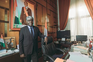Robert Beugré Mambé, homme politique ivoirien, gouverneur du district d’Abidjan depuis 2011. © Issam Zejly pour JA