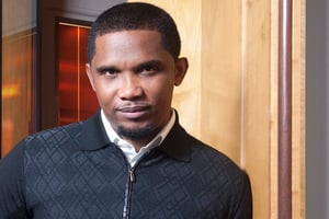 Samuel Eto’o à son domicile parisien, le 25 mars 2021. © Vincent Fournier pour JA