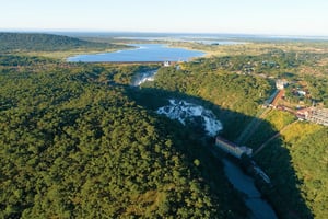 La centre hydroélectrique de Mwadingusha, sur la rivière Lufira, en RDC. © DR.