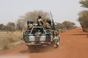 L’armée burkinabè, sur la route de Gorgadji, le 3 mars 2019. © Luc Gnago/REUTERS