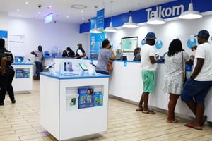 Une succursale de l’opérateur mobile sud-africain, Telkom, à Johannesburg, le 2 mars 2022. © Siphiwe Sibeko/REUTERS