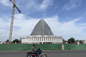 La cathédrale Notre-Dame-de-la-Paix, à N’Djamena, en juillet 2022. © François Xavier Freland pour JA