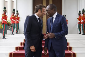 Rencontre entre Emmanuel Macron et Patrice Talon, au palais présidentiel de Cotonou, le 27 juillet 2022. © Ludovic Marin/AFP