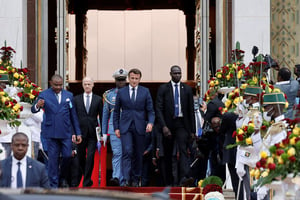 Le président français Emmanuel Macron après sa rencontre avec Paul Biya, le 26 juillet 2022. © LUDOVIC MARIN/AFP