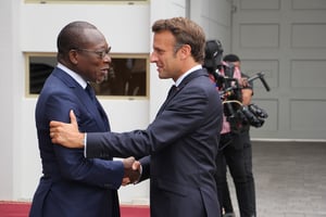 Patrice Talon et Emmanuel Macron, le jour de leur entretien à Cotonou, le 27 juillet. © SK/AID