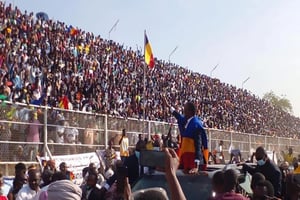 Arrivée de Succès Masra lors du premier meeting des Transformateurs, le 8 janvier 2021, au stade Idriss-Mahamat-Ouya de N’Djamena. © JournalduTchad.com
