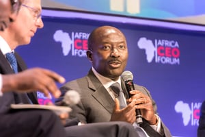 Henri-Claude Oyima, de BGFI Bank, lors de l’Africa CEO Forum de mars 2016, à Abidjan, en Côte d’Ivoire. © ERIC LARRAYADIEU/AFRICA CEO FORUM/JA