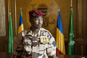 Mahamat Idriss Déby Itno, au palais présidentiel de N’Djamena, en juin 2021. © Vincent Fournier pour JA