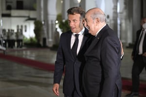 Abdelmadjid Tebboune et Emmanuel Macron en Algérie, le 25 aout 2022. © Eliot Blondet/ABC/Andia.fr