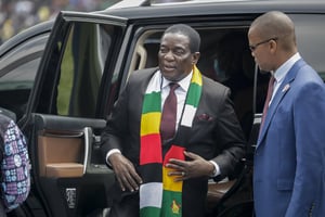 Le président du Zimbabwe, Emmerson Mnangagwa, au stade Kasarani de Nairobi (Kenya), le 13 septembre 2022. © Brian Inganga/AP/SIPA