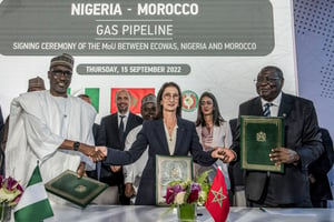 Signature du protocole d’accord sur la construction du Nigeria-Morocco Gaz Pipeline, à Rabat, le 15 septembre 2022. © Jalal Morchidi / Anadolu Agency via AFP