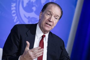 Le président du Groupe de la Banque mondiale, David Malpass, lors d’une conférence de presse sur les développements du Covid-19, le 4 mars 2020 à Washington, DC. © Samuel Corum/Getty Images/AFP