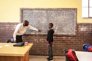 Dans une école primaire de Johannesburg, en novembre 2020. © LUCA SOLA/AFP