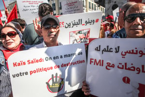 Marche de protestation contre la politique de Kaïs Saïed, à Tunis le 15 octobre 2022. © Chedly Ben Ibrahim/NurPhoto via AFP