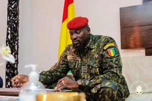 Le colonel Mamadi Doumbouya, président de la transition guinéenne, à Conakry, le 2 novembre 2022. © Présidence de la République de Guinée