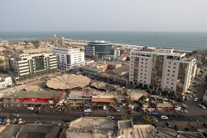 Le quartier commercial de Ganhi à Cotonou, capitale économique du Bénin, en 2016. © Gwenn Dubourthoumieu pour JA